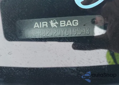 1998 Lincoln Town Car Signature from USA, damaged, VIN 1LNFM82W2WY619543